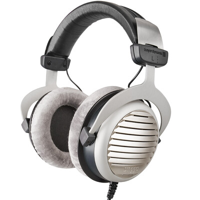 Beier power beyerdynamic DT990 headset high resolution HIFI moving headphones 600 European new version
Beier power beyerdynamic DT990 headset high resolution HIFI moving headphones 600 European new version