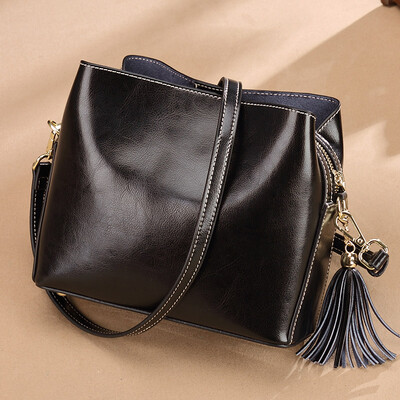 Nalandu Nalandu handbags shoulder bag womens leather bag fashion tassel ladies bag Korean version DB91730-B brown trumpet
Nalandu Nalandu handbags shoulder bag womens leather bag fashion tassel ladies bag Korean version DB91730-B brown trumpet