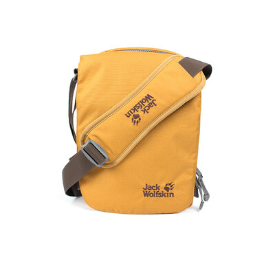 Wolf claw JackWolfskin wear-resistant practical urban casual shoulder bag 4L men&women outdoor universal Messenger bag 2002772 amber gold
Wolf claw JackWolfskin wear-resistant practical urban casual shoulder bag 4L men&women outdoor universal Messenger bag 2002772 amber gold
