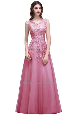 Lace Embroidery Long Prom Dresses 2018 New Arrival Pink Sheer Back Pearls Formal Evening Party Dresses
Lace Embroidery Long Prom Dresses 2018 New Arrival Pink Sheer Back Pearls Formal Evening Party Dresses