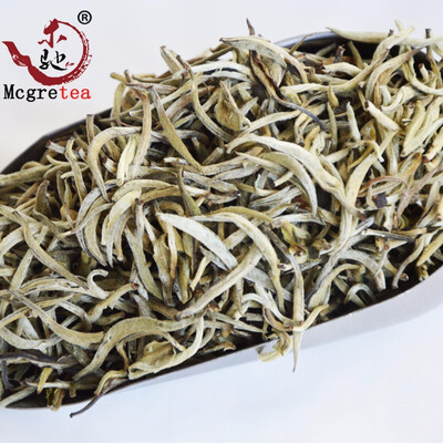 New Super Grade 200g Silver Needle Taimushan Mountain White Tea Baihao Yingzhen Conquer blood pressure Green Food
New Super Grade 200g Silver Needle Taimushan Mountain White Tea Baihao Yingzhen Conquer blood pressure Green Food