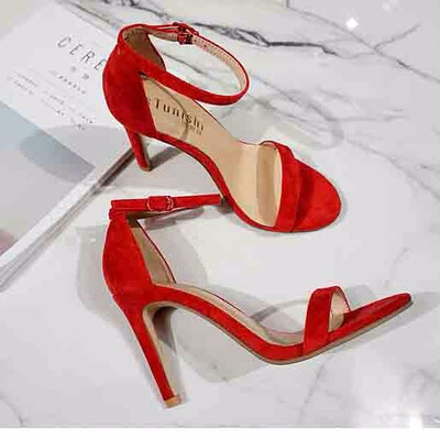 Small refreshing 2018 summer fairy with buckles sandals thin heels&high heels with black suede womens shoes
Small refreshing 2018 summer fairy with buckles sandals thin heels&high heels with black suede womens shoes