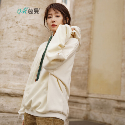 INMAN 2018 autumn new hooded drawstring loose shoulder long sleeve fashion casual sweater female 18830VP82226 beige white
INMAN 2018 autumn new hooded drawstring loose shoulder long sleeve fashion casual sweater female 18830VP82226 beige white