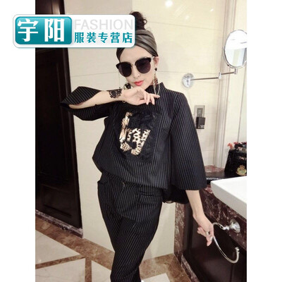 Large size womens 200 pounds fat mm spring 2017 new Korean version of the ladies fat sister fashion suit female tide
Large size womens 200 pounds fat mm spring 2017 new Korean version of the ladies fat sister fashion suit female tide