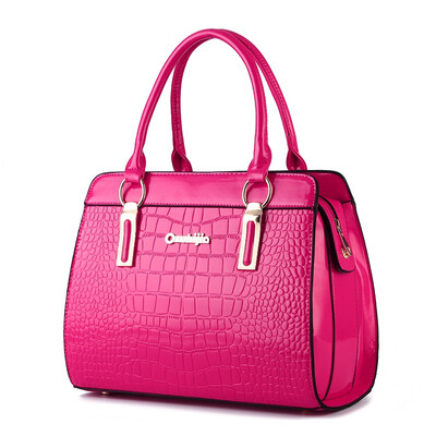 Bag lady 2019 new style bright patent leather stone pattern fashionable European style&elegant one-shoulder model handbag
Bag lady 2019 new style bright patent leather stone pattern fashionable European style&elegant one-shoulder model handbag