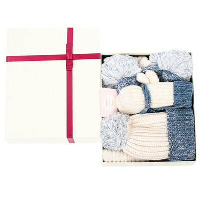 677888 hat scarf gloves set three-piece winter cute wool knit Korean students wild thick warm gift box with greeting card adjustable
677888 hat scarf gloves set three-piece winter cute wool knit Korean students wild thick warm gift box with greeting card adjustable