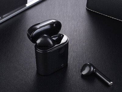 I7 MINI bluetooth headset true stereo TWS magnetic charging bluetooth headset i7s MINI bluetooth headset
I7 MINI bluetooth headset true stereo TWS magnetic charging bluetooth headset i7s MINI bluetooth headset