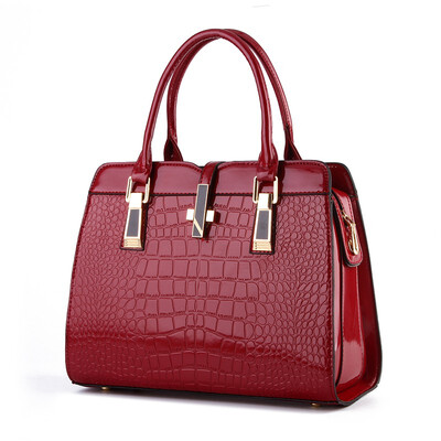 Womens 2018 new bright patent leather crocodile print fashionable single-shoulder carry womans bag european-style atmospheric wo
Womens 2018 new bright patent leather crocodile print fashionable single-shoulder carry womans bag european-style atmospheric wo