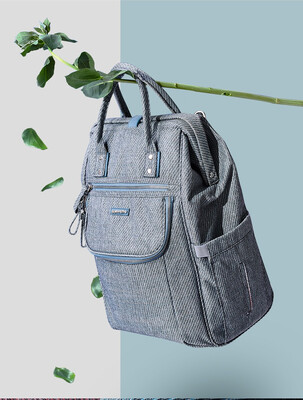 Sunveno 2018 New Diaper Bag Backpack Large Capacity Waterproof Nappy Bag Kits Mummy Maternity Travel Backpack Nursing Handbag
Sunveno 2018 New Diaper Bag Backpack Large Capacity Waterproof Nappy Bag Kits Mummy Maternity Travel Backpack Nursing Handbag