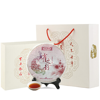 Colorful Yunnan Qing Cheung tea Pu'er tea cooked cake pie rhyme exquisite gift box loaded 357g
Colorful Yunnan Qing Cheung tea Pu'er tea cooked cake pie rhyme exquisite gift box loaded 357g