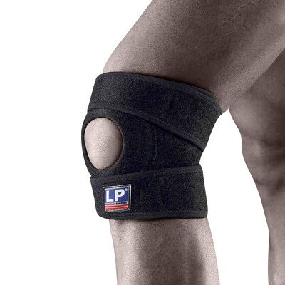 LP788KM knee movement support strong breathable upgrade section running basketball mountain climbing knee protection
LP788KM knee movement support strong breathable upgrade section running basketball mountain climbing knee protection