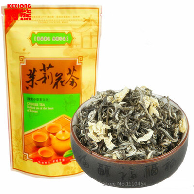 Early Spring Green Tea with jasmine Hua Mao Feng Huangshan Maofeng 50g jasmine tea fragance tea
Early Spring Green Tea with jasmine Hua Mao Feng Huangshan Maofeng 50g jasmine tea fragance tea