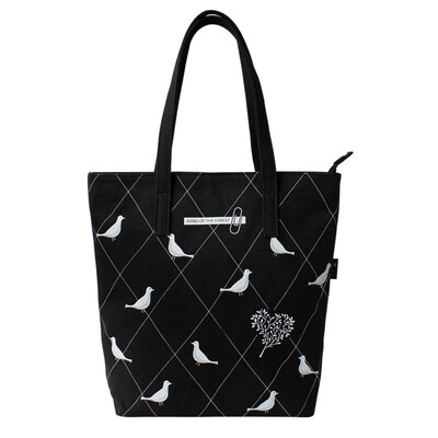 Flower princess pristine song original art canvas bag Sen female temperament shoulder bag 1512DS003 black
Flower princess pristine song original art canvas bag Sen female temperament shoulder bag 1512DS003 black