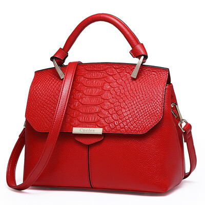 Kou a Cnoles handbags Europe and the United States fashion crocodile pattern layer of leather handbag shoulder bag elegant female Messenger bag B060 black
Kou a Cnoles handbags Europe and the United States fashion crocodile pattern layer of leather handbag shoulder bag elegant female Messenger bag B060 black