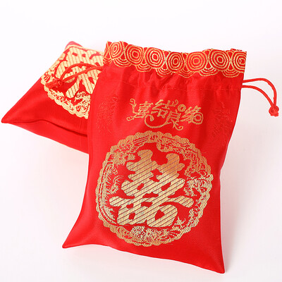 Dream Bridge B & D Wedding Supplies 50 candy box candy bag can be fitted with a woven bag
Dream Bridge B & D Wedding Supplies 50 candy box candy bag can be fitted with a woven bag