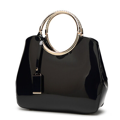 2017 new stylish lacquered portable handbag trendy portable ring Messenger bag simple style large capacity shoulder bag
2017 new stylish lacquered portable handbag trendy portable ring Messenger bag simple style large capacity shoulder bag