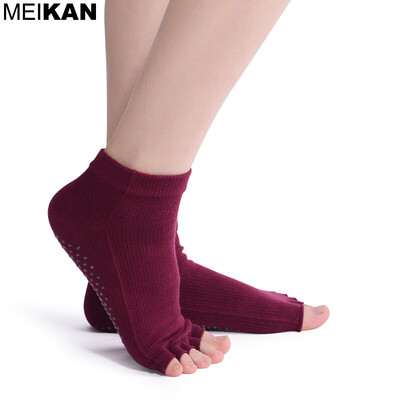 Open Toe Yoga Sock Professional Pilates Colorful Silicone Non-slip Sox 5 Fingers Compression Sports Socks
Open Toe Yoga Sock Professional Pilates Colorful Silicone Non-slip Sox 5 Fingers Compression Sports Socks