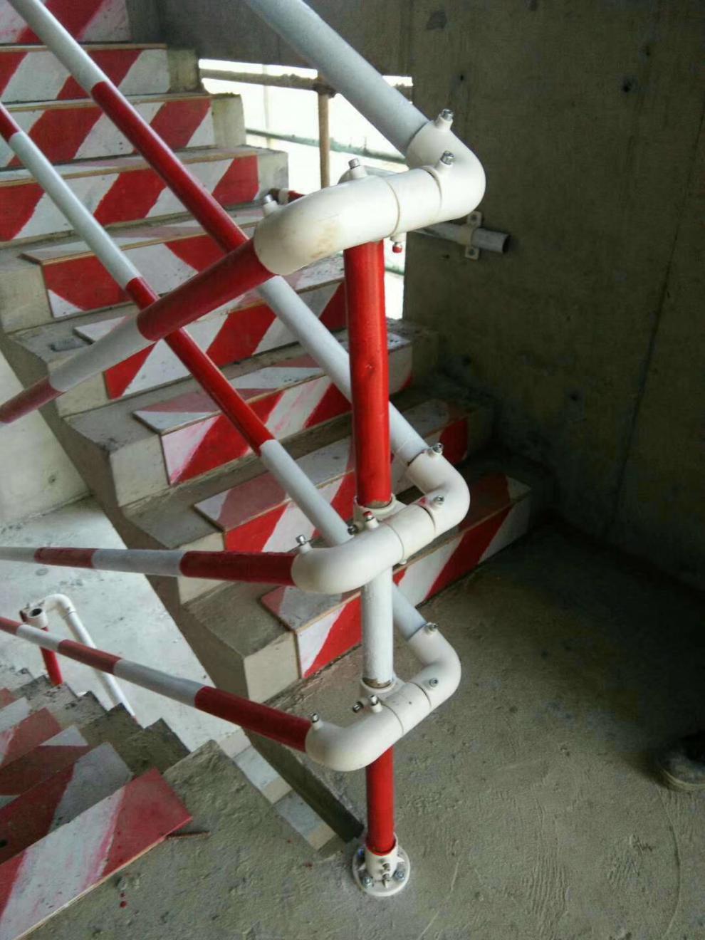 定型化临边防护连接件配件塑料扣件工地基坑洞口钢管楼梯扶手管件双耳