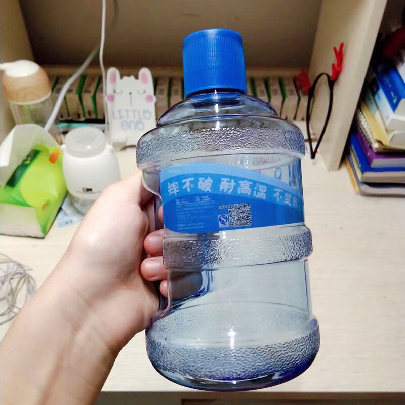 创意矿泉水瓶迷你水桶塑料杯夏季女学生便携大容量水壶防漏随手杯水桶