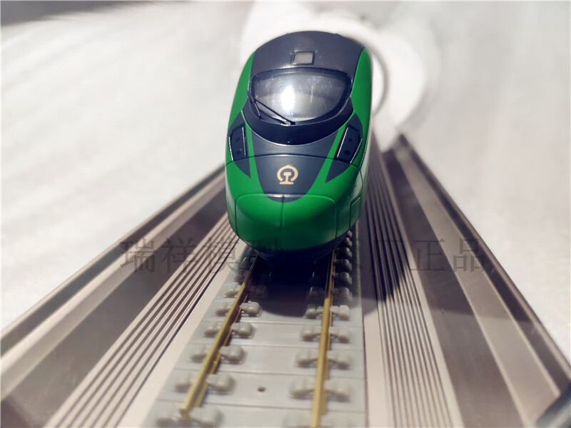 187比例和谐号复兴号绿巨人高铁动车合金模型静态火车节日礼品187比例