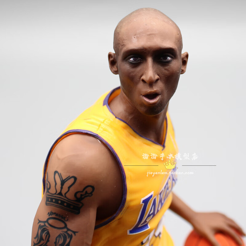 万代nba篮球 科比布莱恩特 黑曼巴湖人kobe24号 人偶摆件模型手办