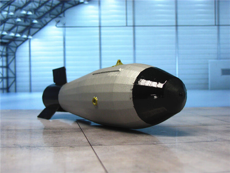 沙皇核弹模型大伊万蕞强氢弹原科教静态摆件玩具苏联an602塑料摆件15