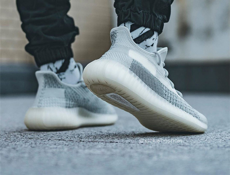 阿迪达斯boost椰子,阿迪达斯boost adidas 阿迪达斯 男鞋女鞋yeezy boost 350 v2 男女同款椰子鞋跑步鞋