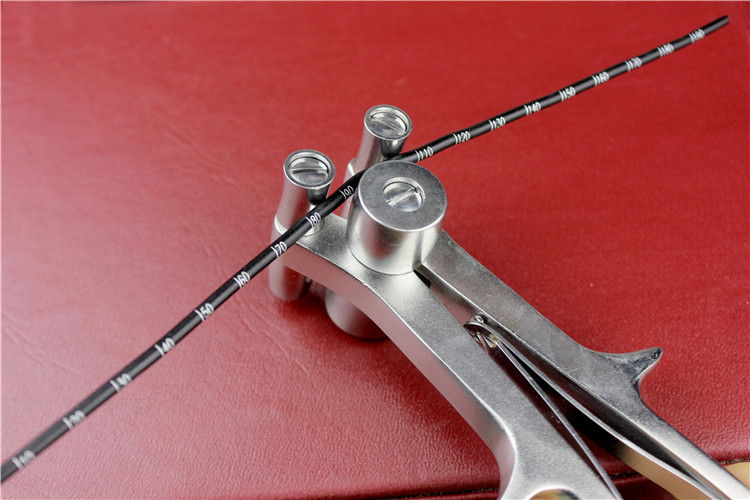 骨科手术器械医用脊柱颈椎前路椎弓根钉棒弯曲细钛棒双面弯棒钳侧弯器