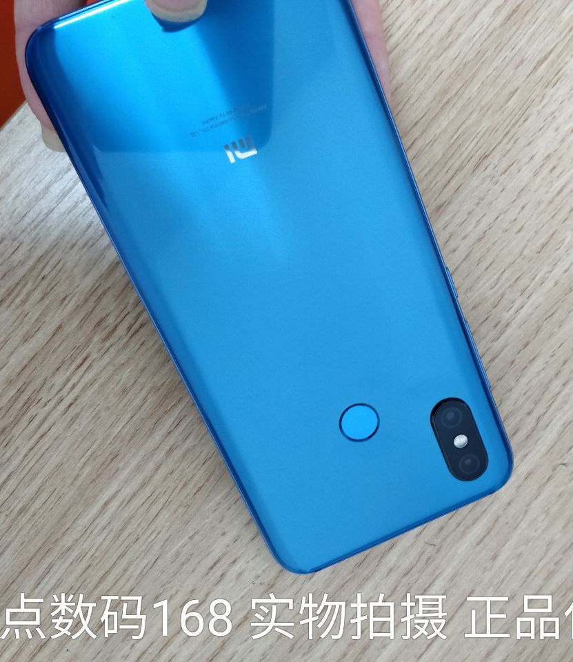 xiaomi小米小米8全面屏骁龙845靓机4g2手学生手机小米8蓝色6g7成新128