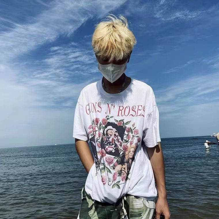 绸画vtg枪花乐队短袖水洗复古做旧玫瑰印花高街宽松男女情侣休闲t枪花