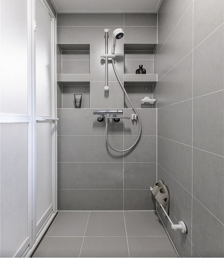 简约现代色墙砖300x600厨房卫生间滑地砖白色黑色灰色