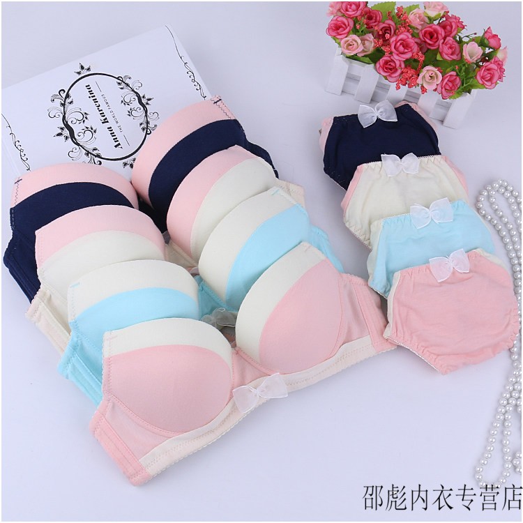 内裤女一套装高中学生聚拢j nubra707白色套装一拉聚拢舒适透气文胸>