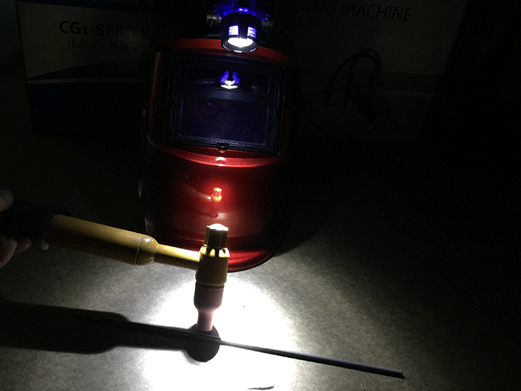 定做 太阳能头戴式自动变光面罩自动变光电焊面罩焊接