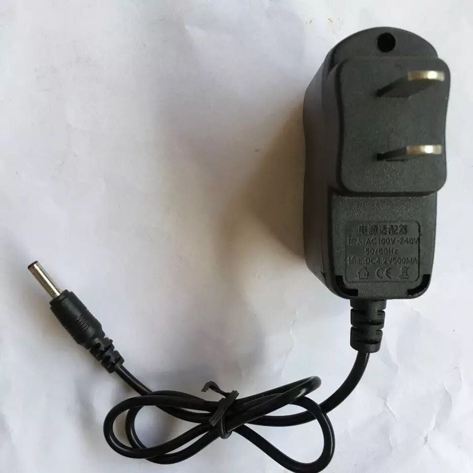 锂电池头灯充电器强光手电筒通用直充充4.