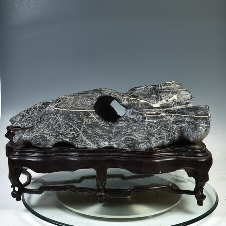 Lingbi Stone 8098 Qi Shi Buli Hour Mountain Ornamental Stone Ornaments Living Room Garden Decoration Business Gift Collection Lingbi Stone 8098 Qi Shi Buli Hour Mountain Ornamental Stone Ornaments Living Room Garden Decoration Business Gift Collection