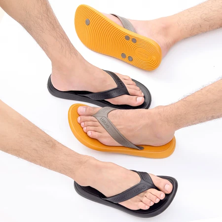 LURAD flip flops men's summer outdoor wear sandals flip flops wear-resistant black rubber beach shoes trendy black 43-44 LURAD flip flops men's summer outdoor wear sandals flip flops wear-resistant black rubber beach shoes trendy black 43-44