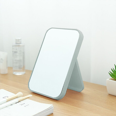HOUYA makeup mirror desktop dressing mirror princess mirror folding portable simple portable dormitory desktop 1 simple style HOUYA makeup mirror desktop dressing mirror princess mirror folding portable simple portable dormitory desktop 1 simple style