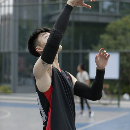Basketball honeycomb arm guards anti-collision men's and women's children's elbow pads star training running sports protective gear sleeve white XS pair Basketball honeycomb arm guards anti-collision men's and women's children's elbow pads star training running sports protective gear sleeve white XS pair