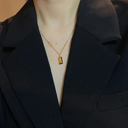 Shengqi Gold Necklace Female 999 Pure Gold Rich Small Gold Brick Set Chain 5G Small Gold Bar Clavicle Necklace Christmas Gift Small Version Gold Weight: 4.81-4.9g Shengqi Gold Necklace Female 999 Pure Gold Rich Small Gold Brick Set Chain 5G Small Gold Bar Clavicle Necklace Christmas Gift Small Version Gold Weight: 4.81-4.9g