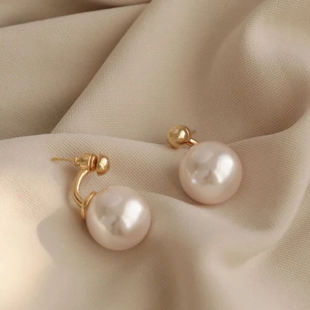 YYEU pearl earrings femininity earrings high-end atmospheric earrings light luxury niche design earrings unique earrings female gift for girlfriend pearl earrings YYEU pearl earrings femininity earrings high-end atmospheric earrings light luxury niche design earrings unique earrings female gift for girlfriend pearl earrings