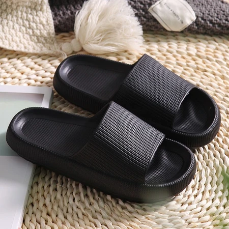 Lu Weiyu slippers men's thick-soled couple's home slippers stepping on shit feeling sandals and slippers women's indoor and outdoor home dragging black 44-45 Lu Weiyu slippers men's thick-soled couple's home slippers stepping on shit feeling sandals and slippers women's indoor and outdoor home dragging black 44-45