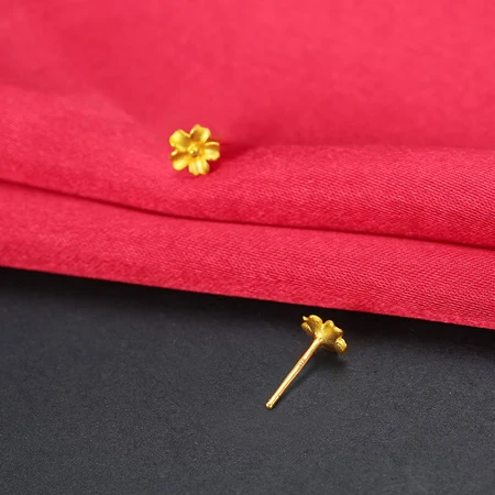 TSL Xie Ruilin gold earrings gold earrings women's fashion frosted simple hibiscus flower gold earrings earrings gift YM352 straight needle shape about 0.70g TSL Xie Ruilin gold earrings gold earrings women's fashion frosted simple hibiscus flower gold earrings earrings gift YM352 straight needle shape about 0.70g