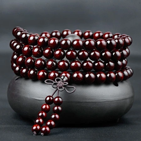 Yizhilin authentic Indian lobular red sandalwood bracelet 108 Buddhist beads Venus old material red sandalwood log rosary beads for men and women Venus models 8mm Yizhilin authentic Indian lobular red sandalwood bracelet 108 Buddhist beads Venus old material red sandalwood log rosary beads for men and women Venus models 8mm