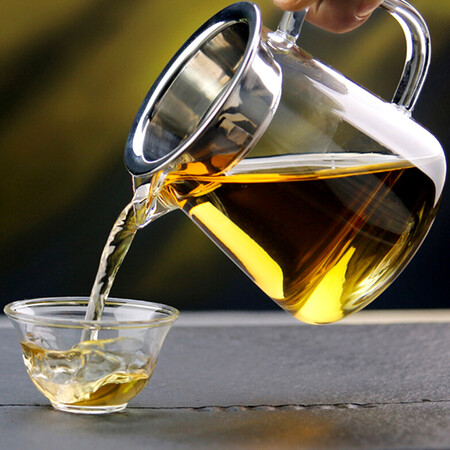 Thickened glass fair cup with tea leak teacup tea set accessories tea sea divider with tea filter glass glass fair cup with strainer 450ml Thickened glass fair cup with tea leak teacup tea set accessories tea sea divider with tea filter glass glass fair cup with strainer 450ml