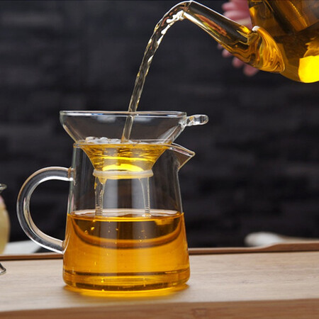 Simple heat-resistant glass tea set household filter Kung Fu tea set high temperature resistant transparent thickened glass flower teapot fair cup teacup making tea combination office tea cup set 9-piece set of straight handle cup teapot + fair cup + tea drain + 6 teacups Simple heat-resistant glass tea set household filter Kung Fu tea set high temperature resistant transparent thickened glass flower teapot fair cup teacup making tea combination office tea cup set 9-piece set of straight handle cup teapot + fair cup + tea drain + 6 teacups