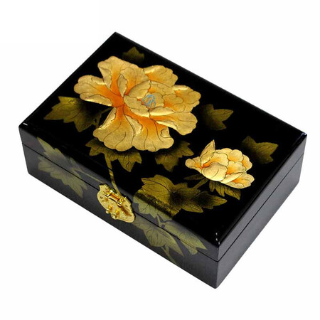 Nine-color jiucai jewelry box Pingyao push light lacquerware Hand-made collections for women’s day gifts Push light lacquer jewelry box Shanxi specialty black gold peony Nine-color jiucai jewelry box Pingyao push light lacquerware Hand-made collections for women’s day gifts Push light lacquer jewelry box Shanxi specialty black gold peony