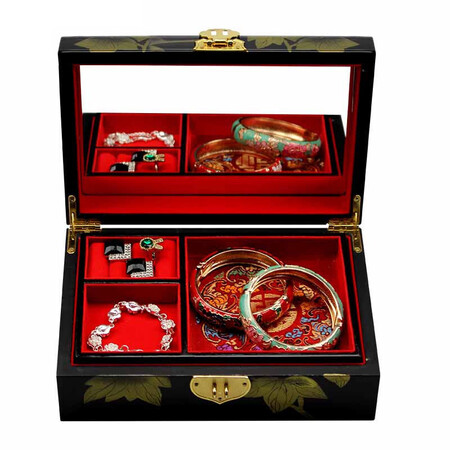 Nine-color jiucai jewelry box Pingyao push light lacquerware Hand-made collections for women’s day gifts Push light lacquer jewelry box Shanxi specialty black gold peony Nine-color jiucai jewelry box Pingyao push light lacquerware Hand-made collections for women’s day gifts Push light lacquer jewelry box Shanxi specialty black gold peony