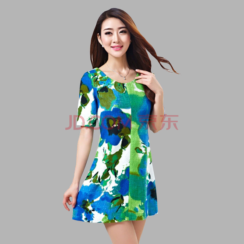 2016短袖连衣裙空牌子品质好 新款好用