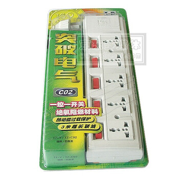 突破（TOP）基准机柜插座C系列 5联3米 （独立开关+ 一体分腔式结构+过载保护）C02