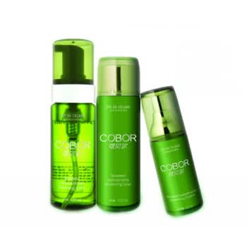 可贝尔水润基础护理:可贝尔洁面泡沫150ml+可贝尔保湿水120ml+可贝尔水乳35ml